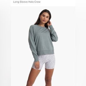 Vuori Long Sleeve Halo Crew - Women’s DreamKnit Tm Crew. Color: Stormy Heather